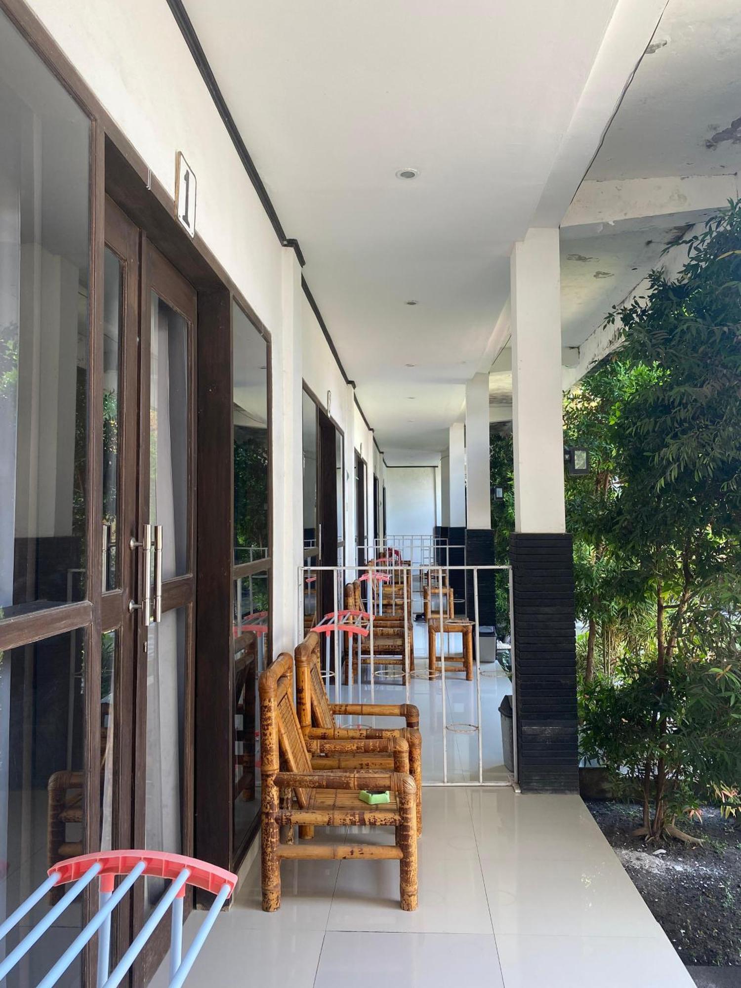 Akalanka Homestay Gili Trawangan Exteriör bild